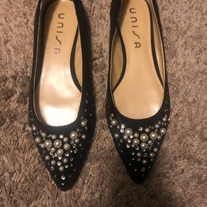 Pointed toe black flats with pearls (Never worn)